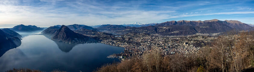 Fototapeta na wymiar Landscape of Lake Lugano and Lugano city