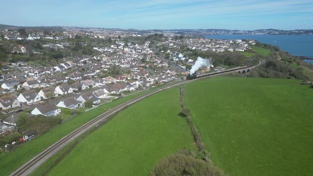 Broadsands, South Devon, England: Steam train on route to Kingswear