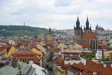 Fototapeta na wymiar Blick vom Pulverturm zum Zentrum Prag
