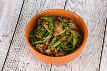 Roasted bacon with green bean