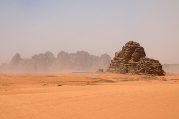 Fototapeta na wymiar wadi rum desierto rojo jordania 4M0A1610.-as23