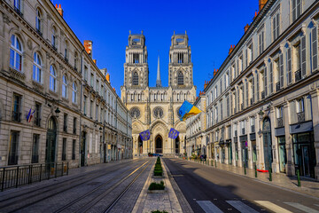 Fototapeta premium Symmetrical view on the Orléans Cathedral of Sainte Croix (