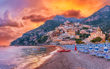Landscape with Positano town at famous amalfi coast, Italy - obrazy, fototapety, plakaty
