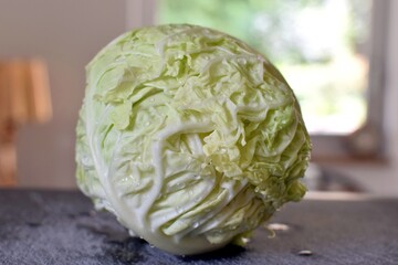 Obraz premium fresh young cabbage with drops of water