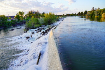 Waterfall on the Snake River in central city Idaho Falls