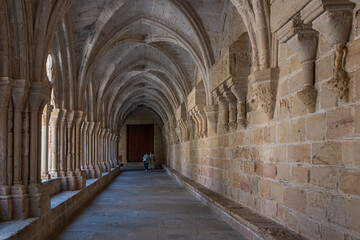 Fototapeta na wymiar Cloister in the Monastery of Poblet.