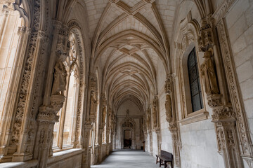 Fototapeta na wymiar Monasterio de San Juan de los Reyes en la ciudad de Toledo, Castilla y la Mancha, España.