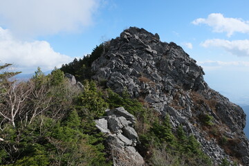 Fototapeta na wymiar 山梨県の絶景トレイル。日本の雄大な自然。乾徳山