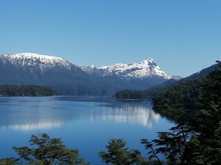 Fototapeta na wymiar lake louise banff national park country