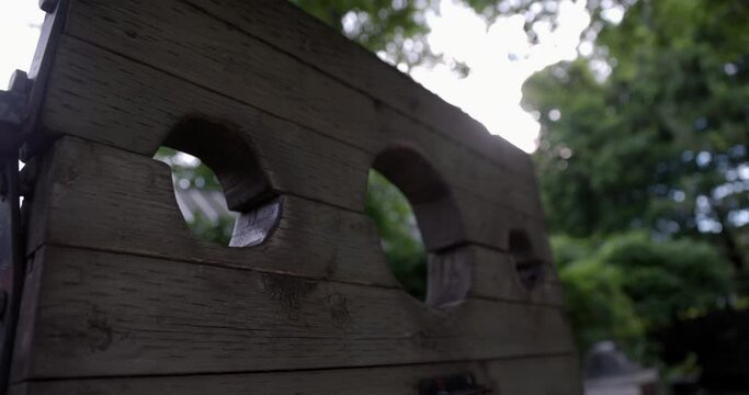 Wooden Pillory - Prisoner restraint - outdoors - side profile