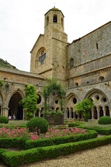 Fototapeta na wymiar Abbaye de Fontfroide - Aude