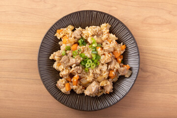 豚肉のガーリックライス