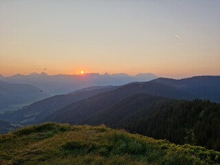Sonnenaufgang am Geierkogel in Viehhofen