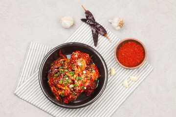 
A dish made by mixing trimmed crabs with a sauce made of red pepper powder, soy sauce, and sugar.