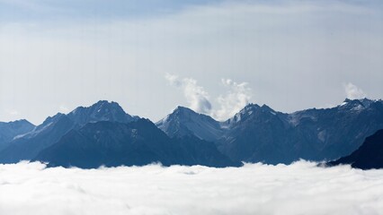 Mesmerizing view of the mountaino