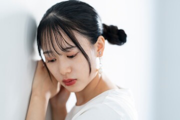 若くて爽やかな女性