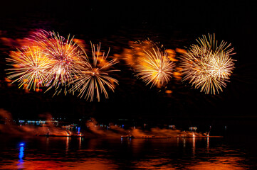 Salute from the barge