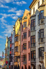 Fototapeta na wymiar View of the colorful buildings in Innsbruck
