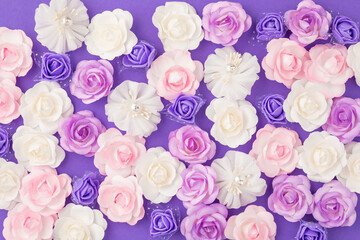 White and Pink Bed Flowers background