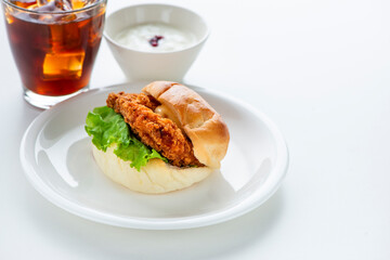 チキンバーガー