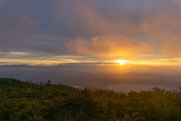 Fototapeta na wymiar sunset from Lamatepec Volcano, El Salvador