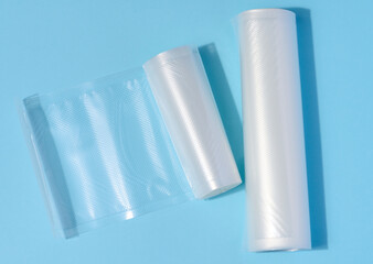 Rolls with plastic film for vacuum packaging of products, hermetic packaging for vegetables and meat