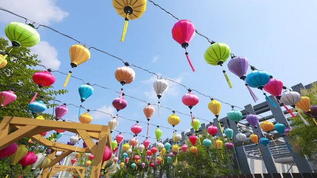 横浜ベイクォーターのランタンナイトの風景動画