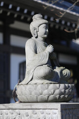 statue of buddha