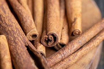 Whole dried cinnamon for baking
