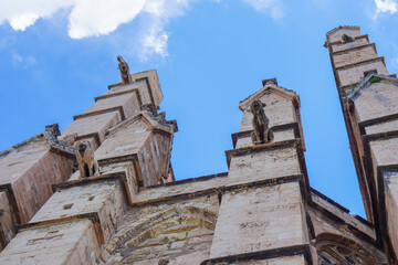Fototapeta premium Captivating Cityscape: Embracing the Historic Charm