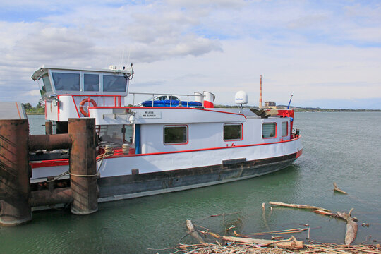 p&eacute;niche amarr&eacute;e