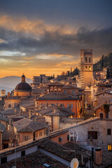 Assisi, Italy rooftop hilltop Old Town Skyline - obrazy, fototapety, plakaty