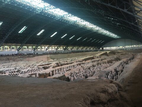 China - December 29, 2018, Terracotta army soldiers in the mausoleum tomb of Qin Shi Huang, first emperor of China, Xian, Shaanxi province, the famous Terracotta Army inside  Qin Shi Huang Mausoleum 