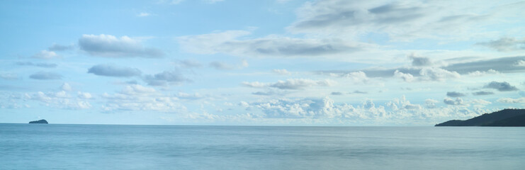 Naklejka na ściany i meble sea and sky background photo