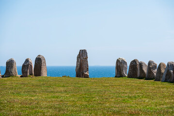 Shipyard in southern Sweden Ale's stones where each stone weighs 5 tons, the stones are 32 meters above sea level.