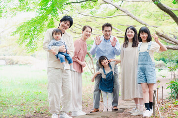 仲の良い3世代ファミリー