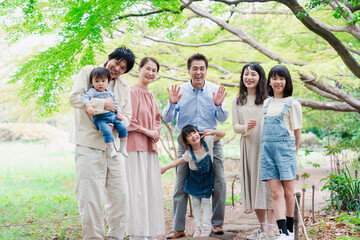 仲の良い3世代ファミリー