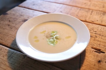 ジャガイモと枝豆のスープ