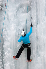 Obraz premium Cascade de glace. Réserve naturelle de Celerina, Bernina, Suisse
