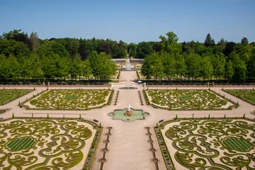 Foto op Canvas Beautiful symmetrical garden in Paleis Het Loo in Appeldoorn, Netherlands © mblindia