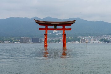Fototapeta premium Itsukushima Jinja Otorii (Grand Torii Gate) Japan