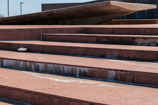 escaleras en un parque de la ciudad