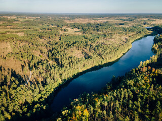 Lasy i jeziora, widoki z drona