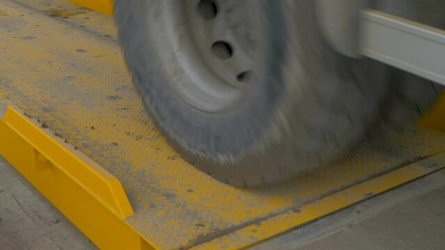 Scale weight or weighbridge for car truck