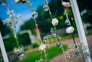 Dekoracje weselne, kwiaty na wesele, aranżacja weselna, oprawa weselna © Kristofer Vinc