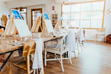 Art and Wine Experience: Women Painting and Sipping