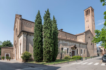 Fototapeta na wymiar san Francesco church, Treviso, Italy