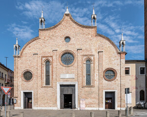 Fototapeta na wymiar santa Maria Maggiore church facade, Treviso, Italy