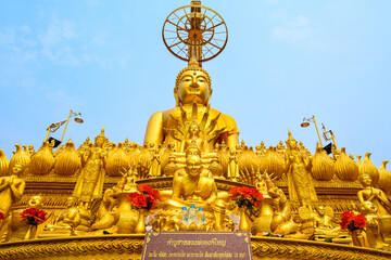 golden buddha statue in Thailand