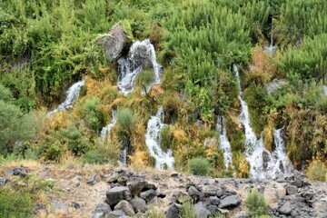Picturesque landscape of Twin Falls on a beautiful day